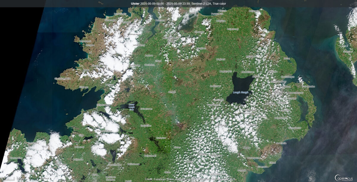 2025-05-09-00_00_2025-05-09-23_59_Sentinel-2_L2A_True_colora-1200x614 Smoke from Tyrone wildfire visible from space