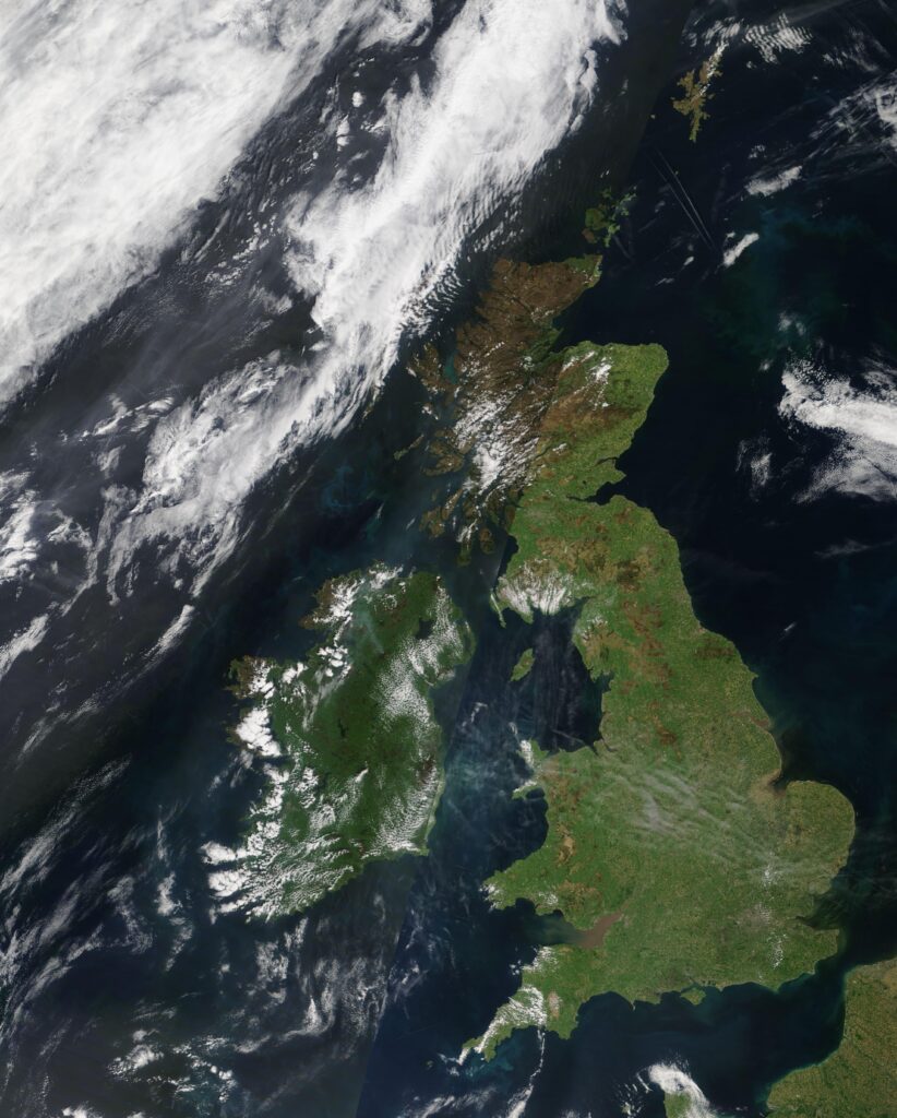 Ireland_britain_space-822x1024 Smoke from Tyrone wildfire visible from space