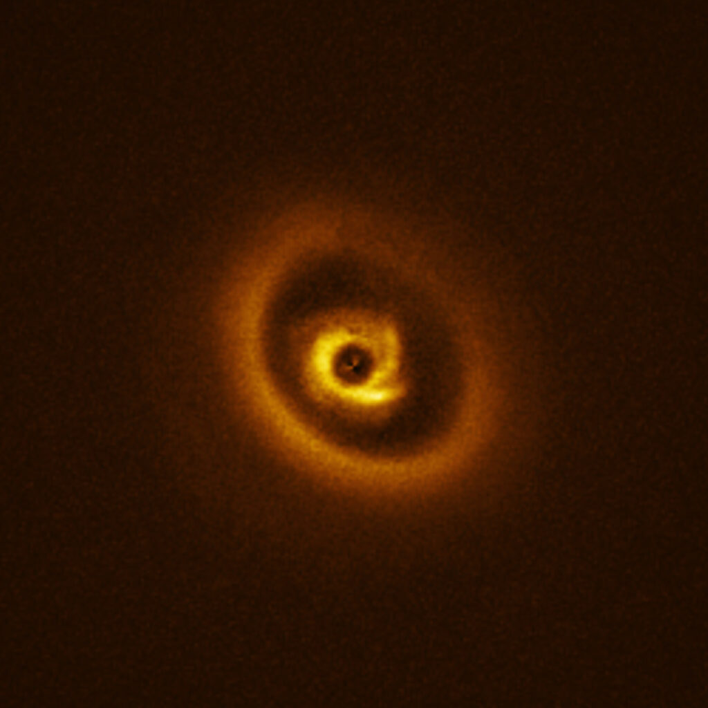planet-1024x1024 Irish Astronomers Capture Planet in the Making