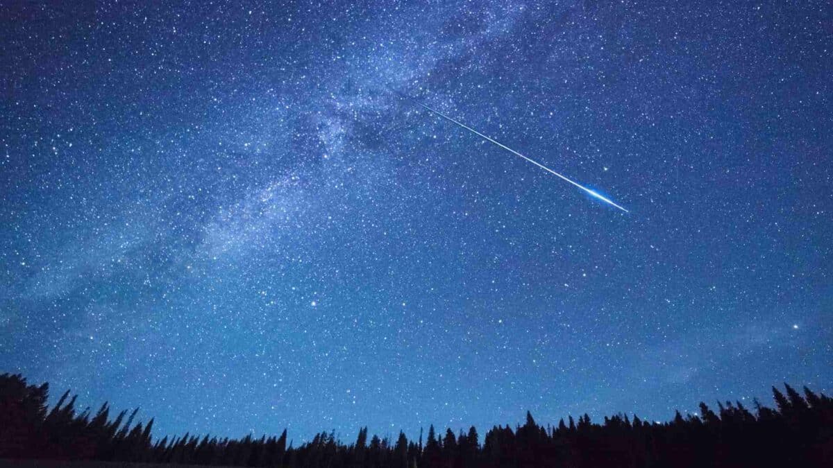 Meteor lights up Wexford sky 25 fireball
