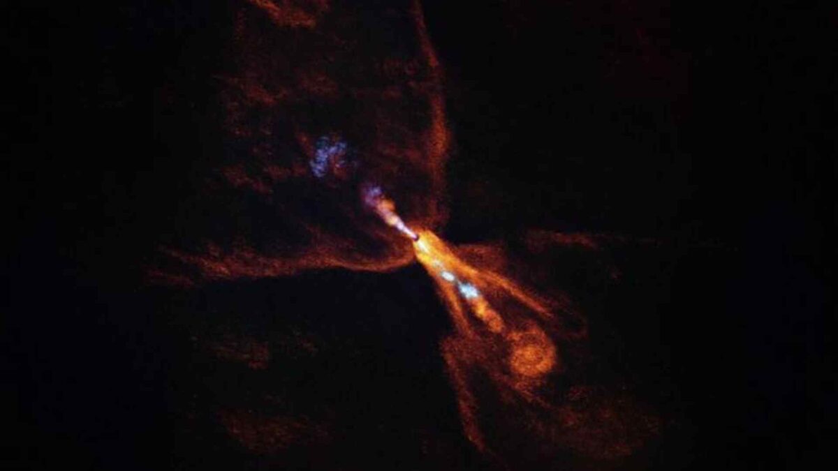 Astronomers Spot Birth of Distant Solar System 25 new system