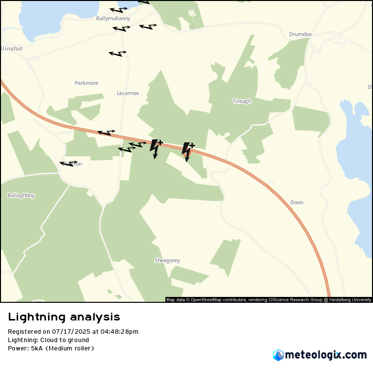 Thunderstorm Alert in Place for Northern Counties 27 xx blitz en 324 0 4878 202507171548363000016601 1