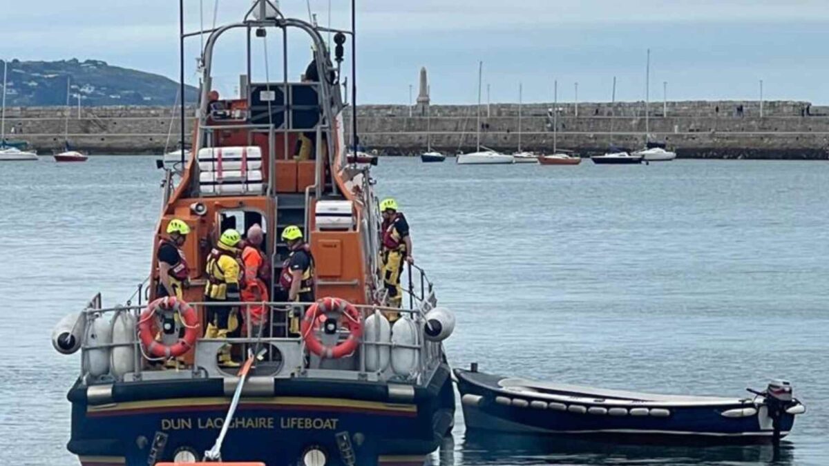 Dun-Laoghaire-RNLI-lifeboat-back-at-station-1200x675 Sailors rescued after yacht snared off Dalkey Island