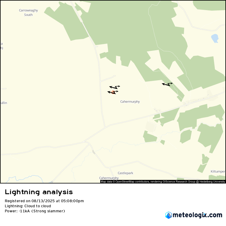 Lightning-1 Humid Air Fuels Thunderstorm Threat Across Ireland