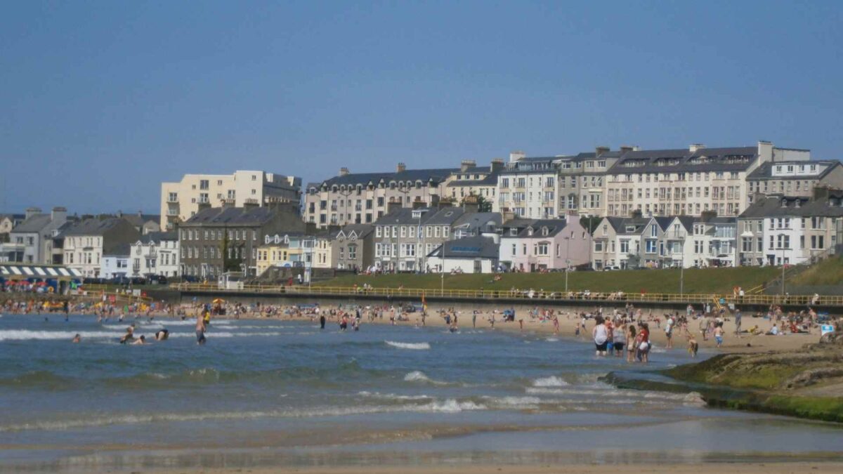 Portrush-Strand-County-Antrim-1200x675 Lifeguards Save 11 from Sudden Rip at Portrush