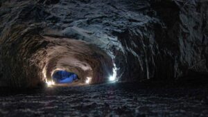 cave