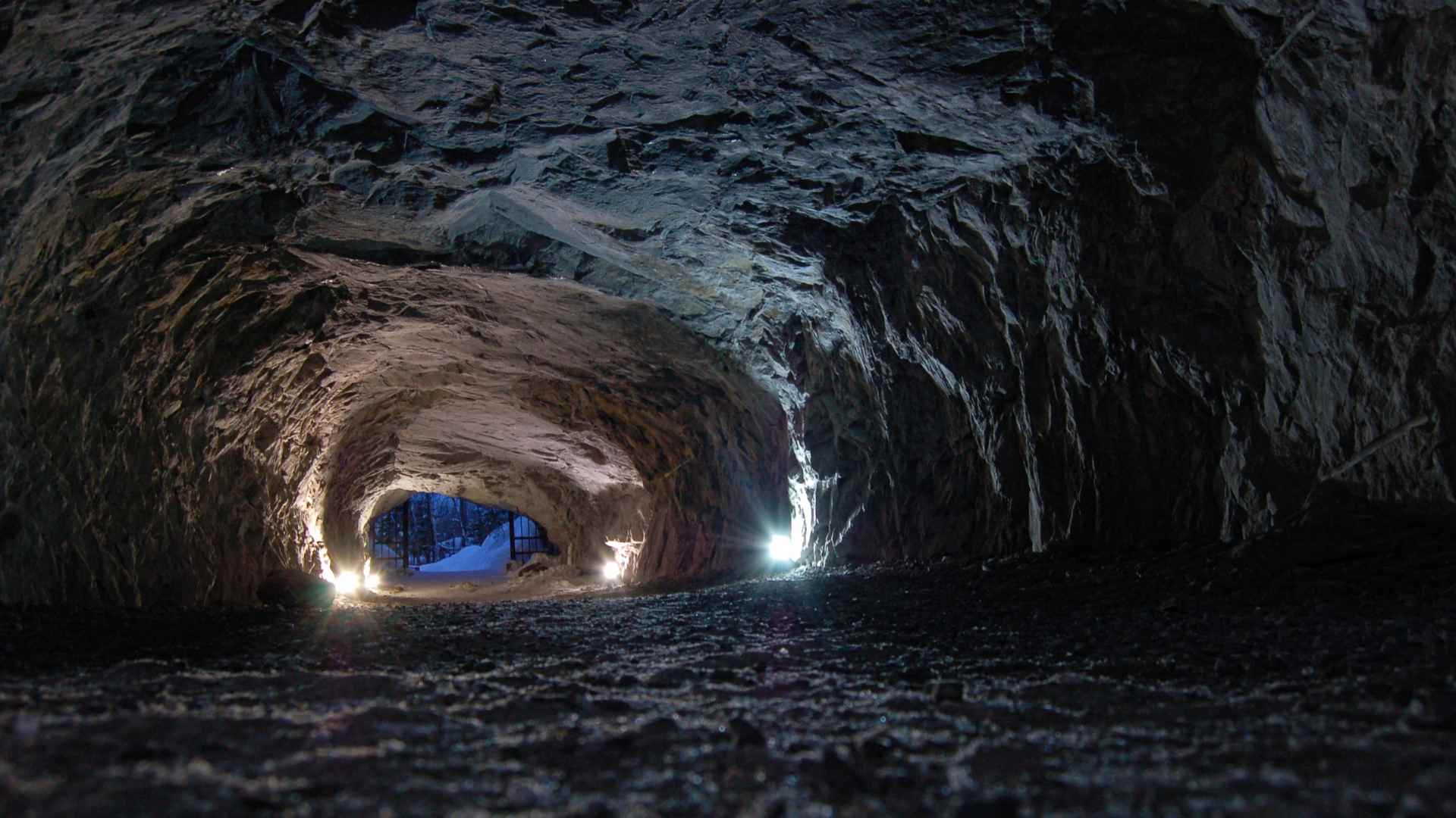 cave