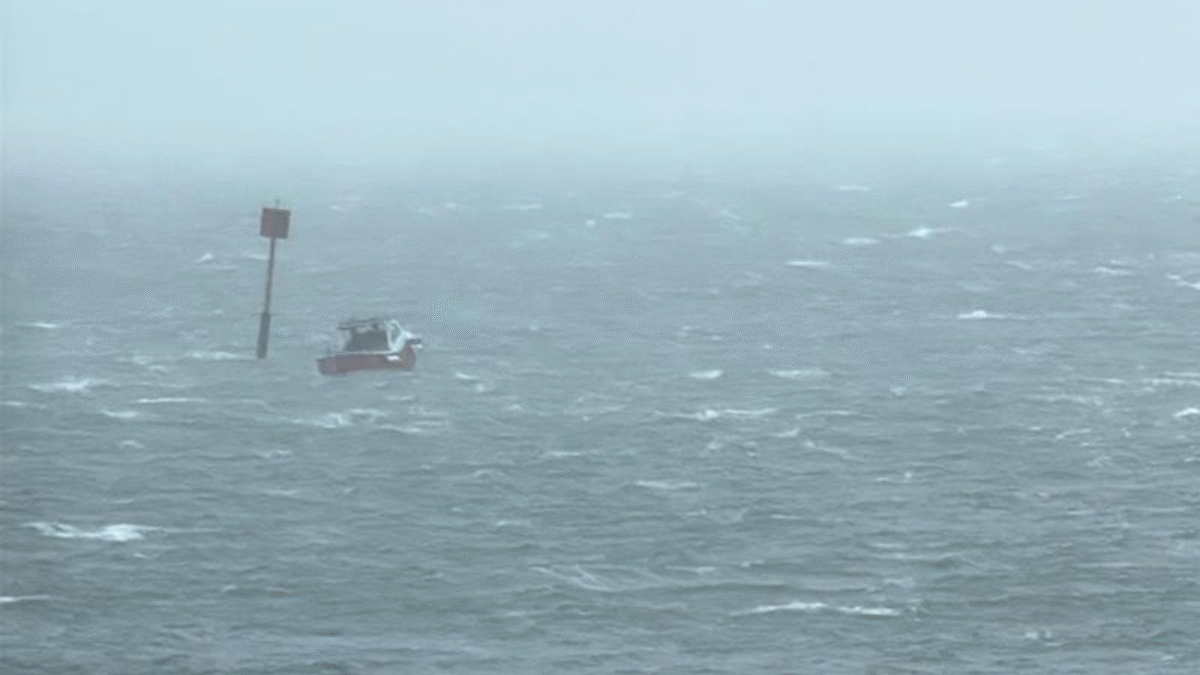 Drifting-on-the-stormy-seas--1200x675 Sligo Bay RNLI Rescues Adrift Boat in Gale-Force Winds
