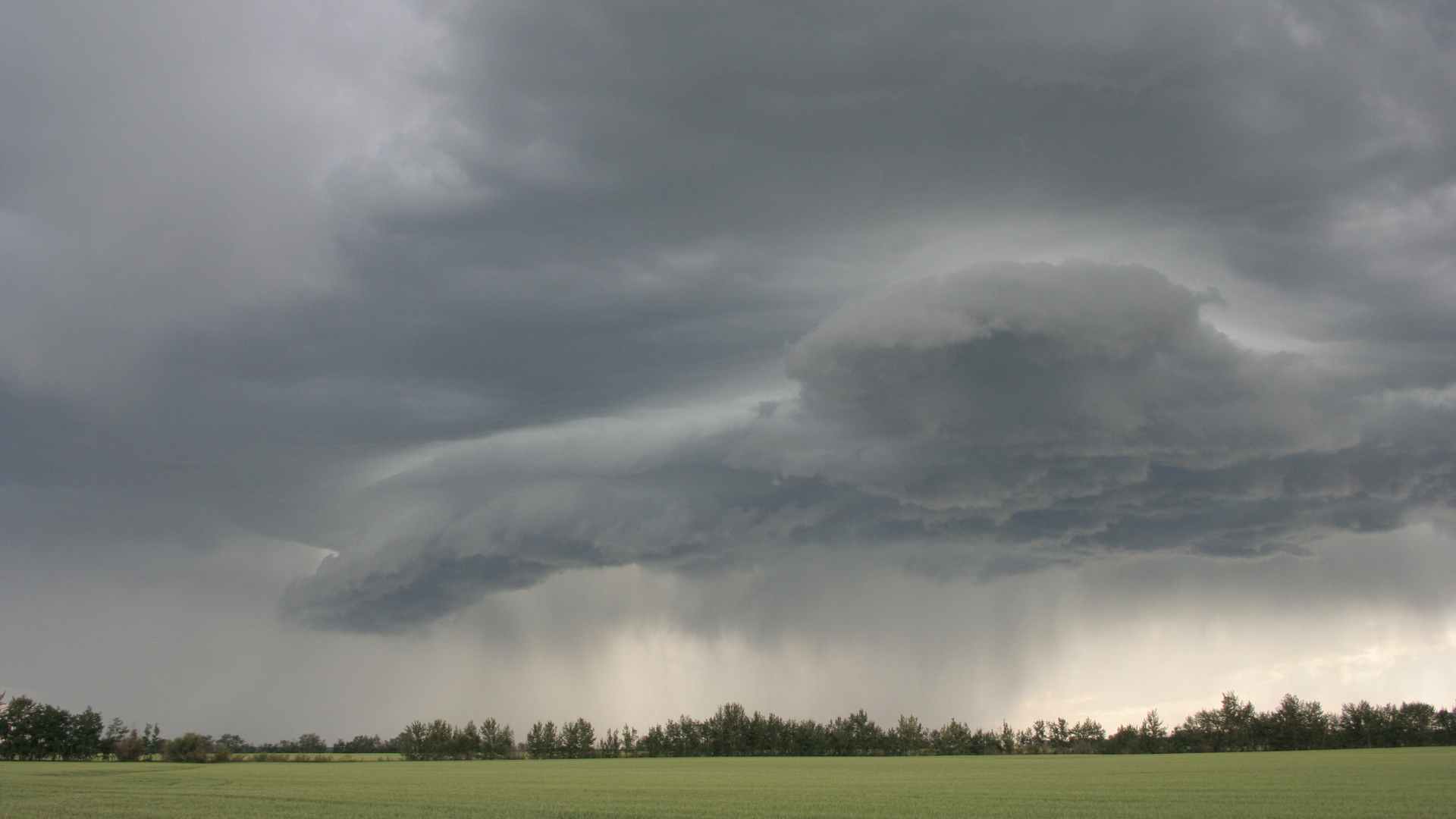 File photo of thunderstorm cell