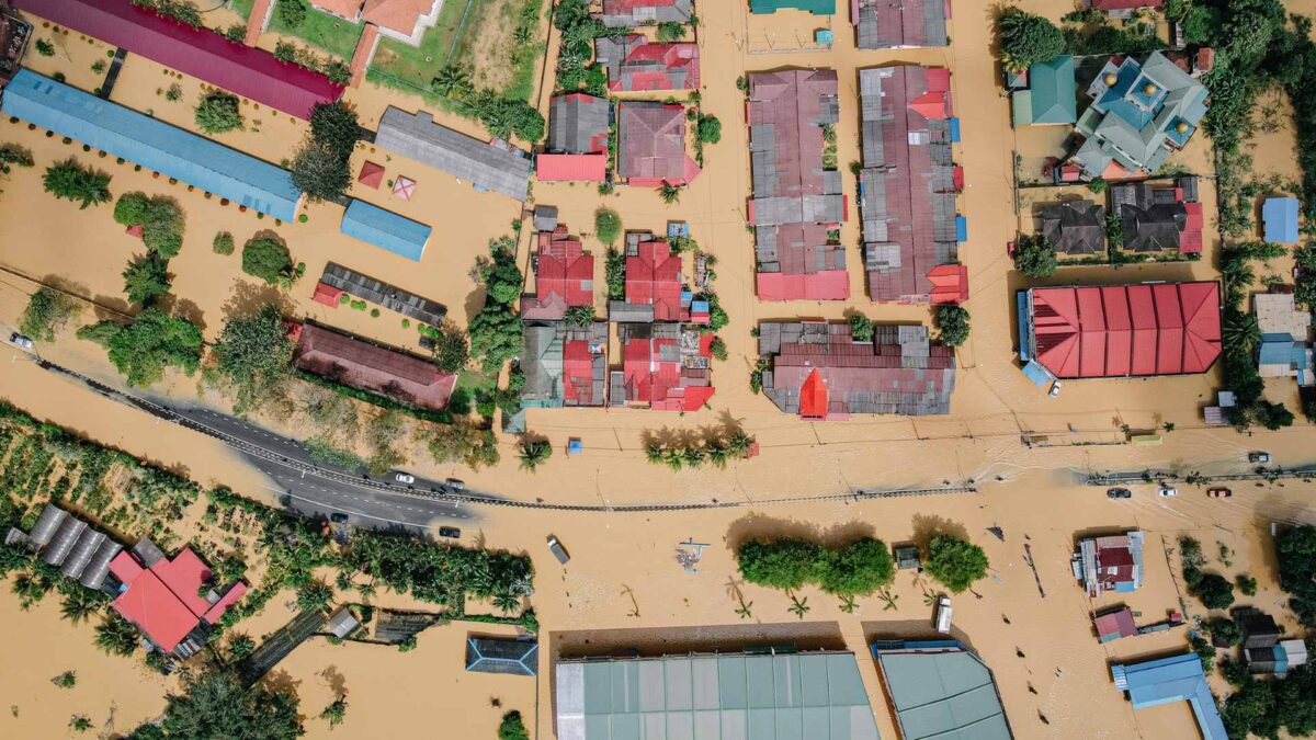 Flood-1-1200x675 Global Water Cycle Swings Between Drought and Floods, WMO Warns