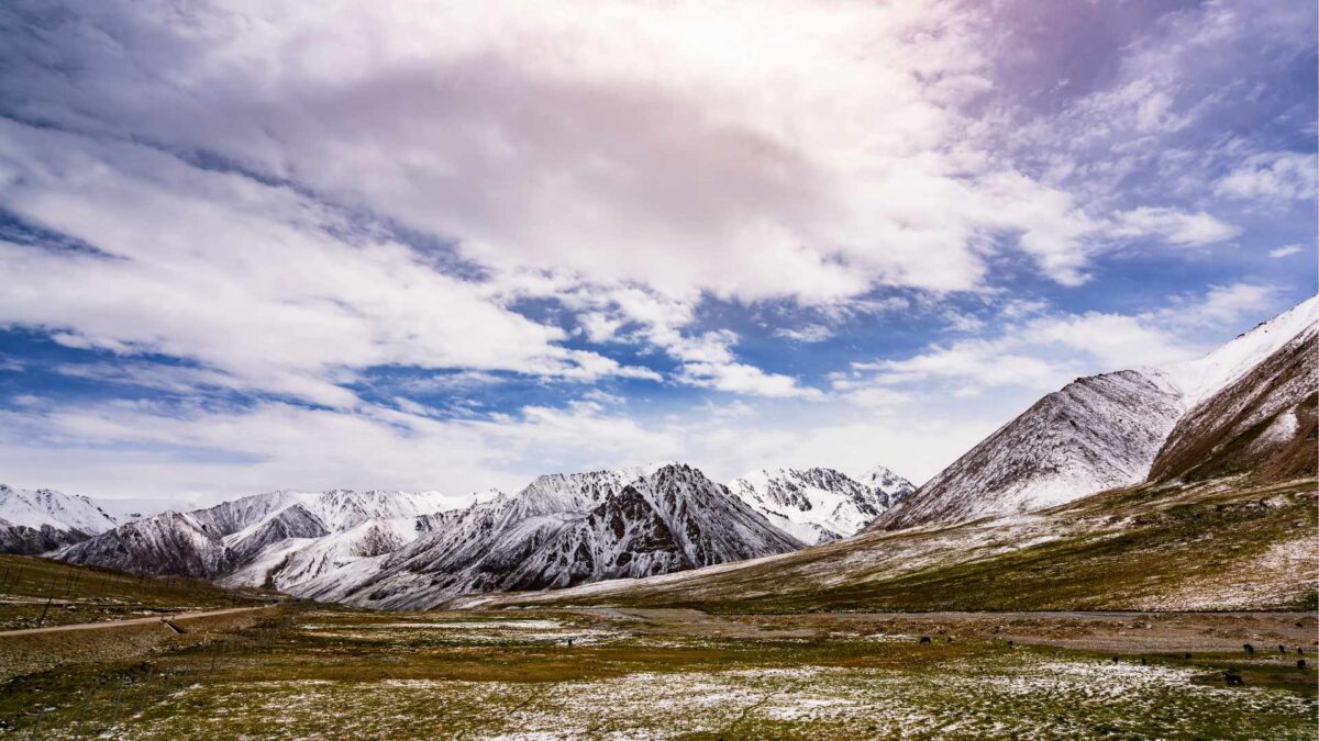 Grassland-in-the-Kunlun-Mountains-1200x675 Atlantic Ocean linked to Central Asia summer rains