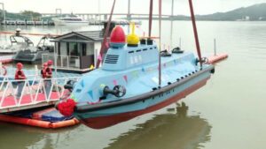 Launch ceremony of the world's first SUV: Blue Whale