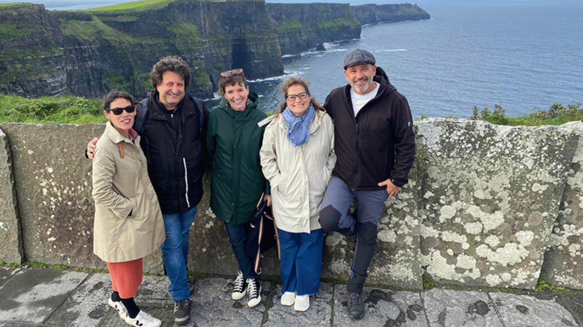 Spaniard-journalists-1200x675 Over 1 Million Spaniards to Discover Ireland’s Stunning Coastline