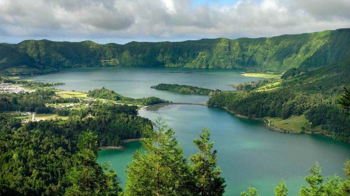 The-Azores-1200x675 Gabrielle Set to Strike Azores Tonight, Authorities Urge Preparations