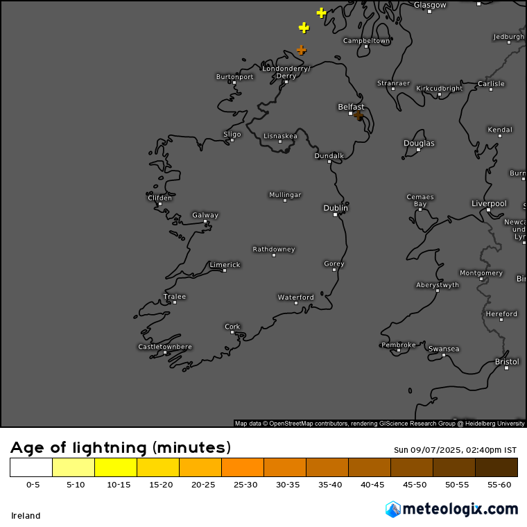 xx_blitze-en-324-0_2025_09_07_949_1340 Storm chaser captures drone footage of Antrim thunderstorms