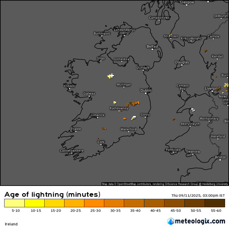 xx_blitze-en-324-0_2025_09_11_949_1400 Thunderstorms Spread Across Country