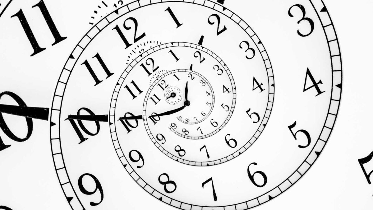 Clocks-go-back-1200x675 Countdown on to turning the clocks back in Ireland