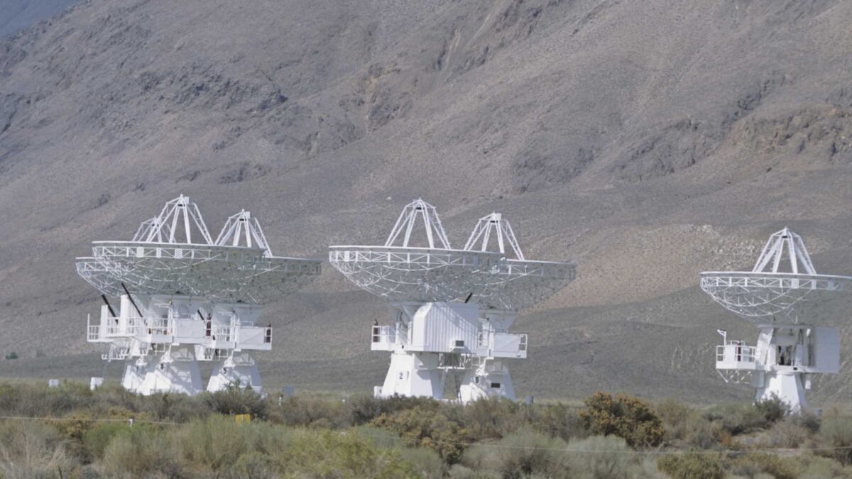Satellite-array-1-1200x675 SETI Institute uses AI to speed search for extraterrestrial life