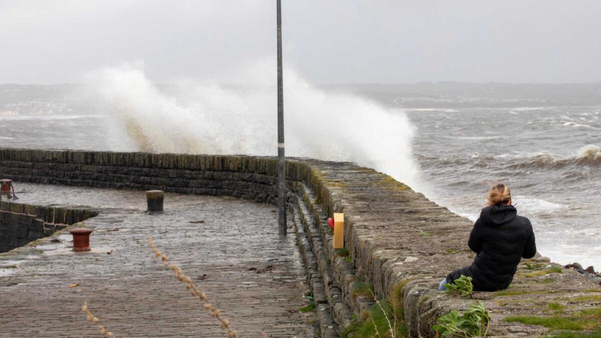 Storm-Amy-in-County-Clare-1200x675 No Named Halloween Storm Yet, But Gales Possible on Thursday and Friday