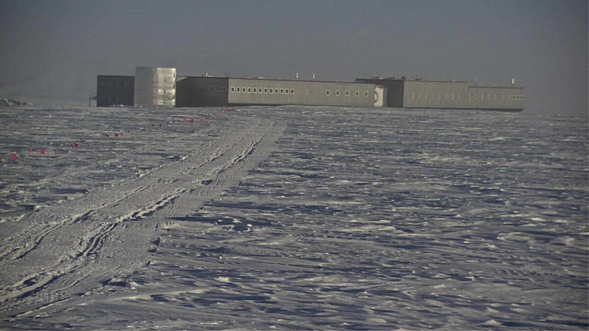 The-Amundsen–Scott-South-Pole-Station-on-Friday-afternoon-1200x675 Antarctic Cold Hits 44-Year Low for October