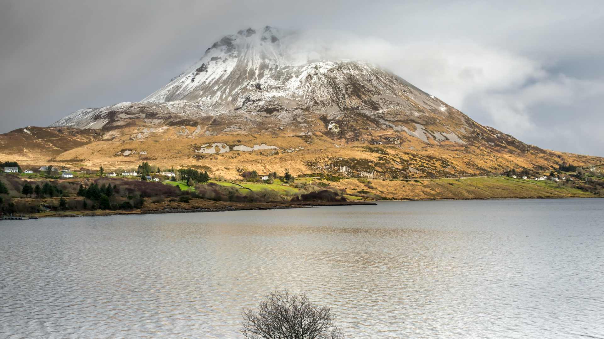 Northern Ireland placed under Status Yellow Snow and Ice Warning 16 Donegal's Errigal Mountain