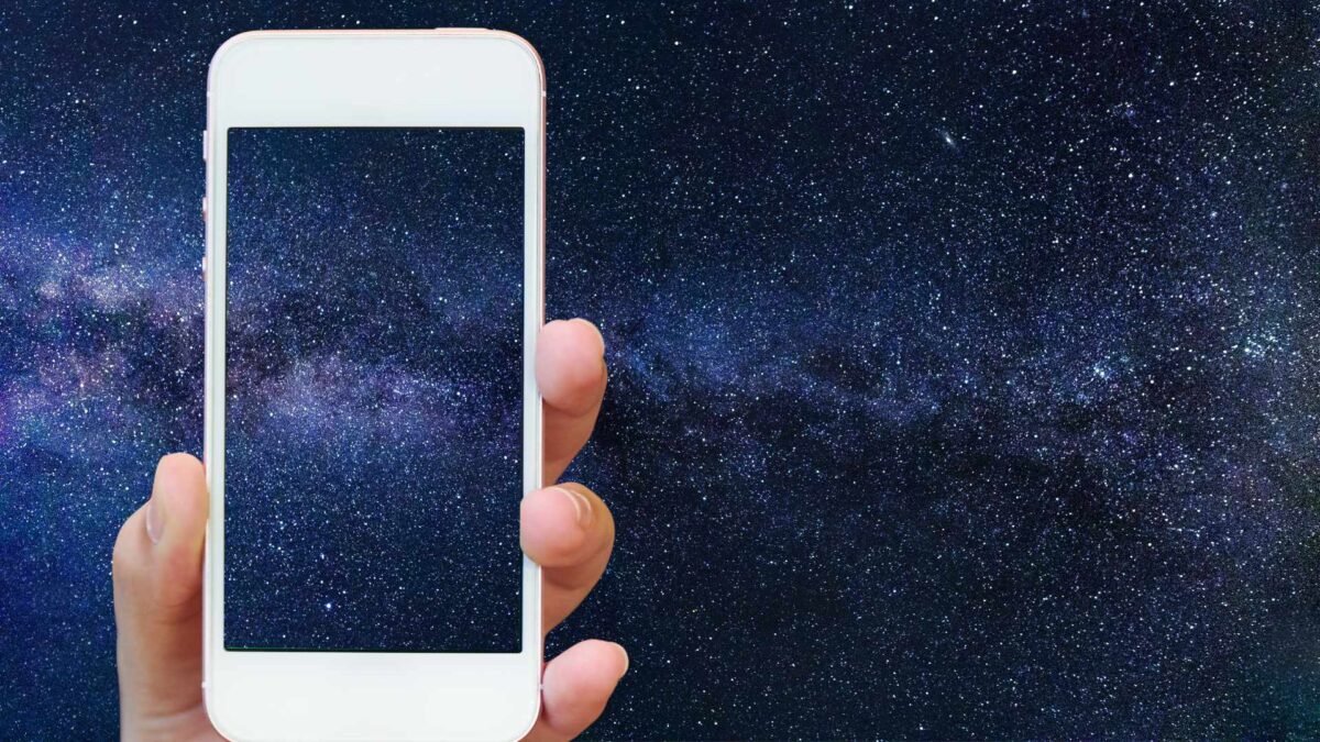 Phone-Milky-way-1200x675 Astronomy Ireland to host lecture on smartphone astrophotography