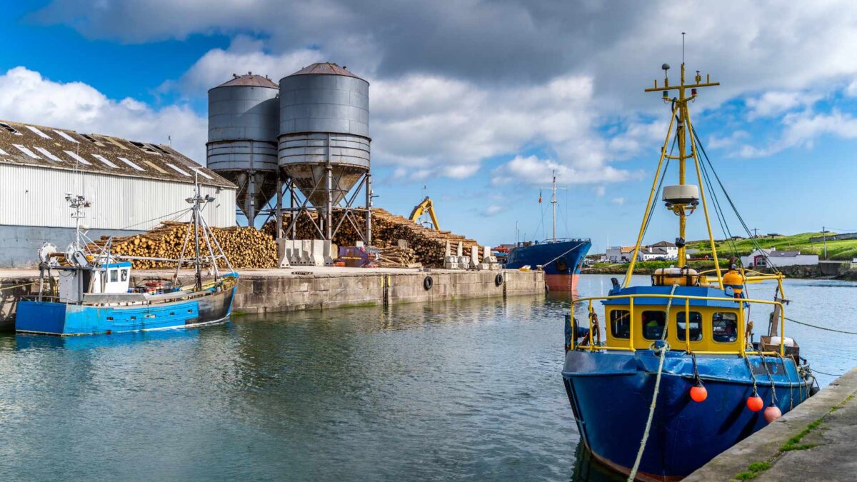 Wicklow-Port-1200x675 Met Éireann Issues Weekend Marine Warnings as Winds Strengthen